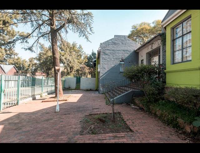 21 BEDROOM HOUSE FOR SALE IN JEPPESTOWN